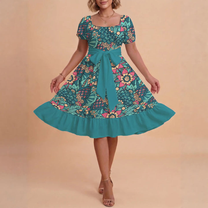 Damen modernes Blumenkleid mit elegantem Taillengürtel und asymmetrischem Saum Echo Archiv