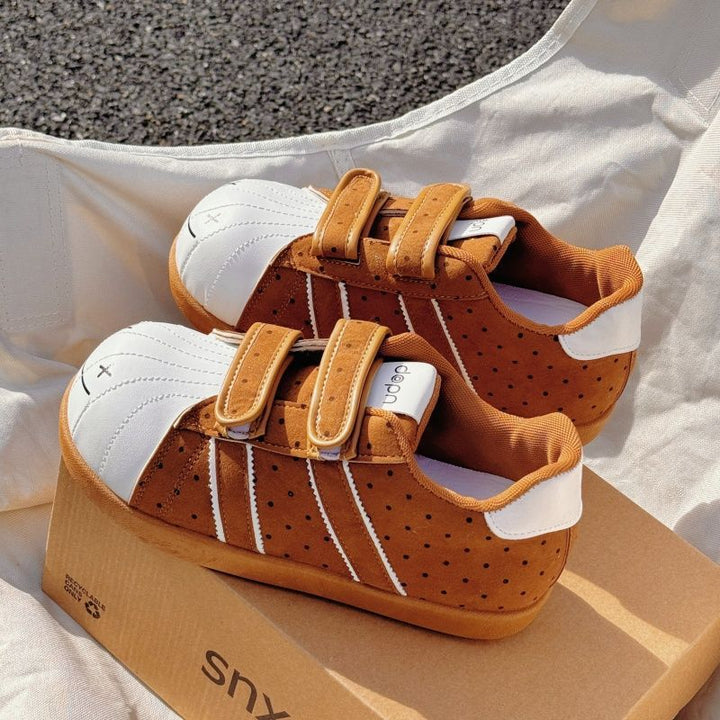 Damen Sneaker mit doppelt verstellbarem Klettverschluss und weichem Innenfutter Echo Archiv