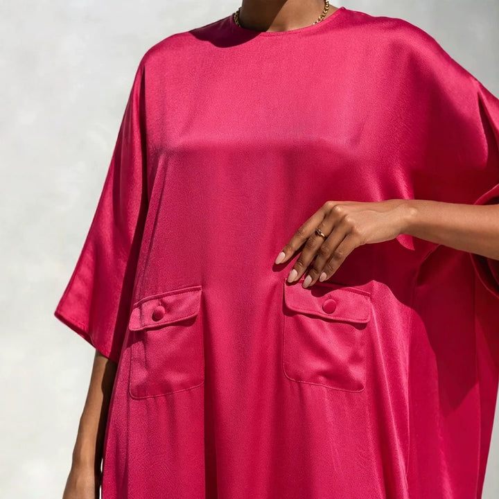 Damen Fließendes Maxikleid mit Oversize‑Kaftan­schnitt und aufgesetzten Pattentaschen Echoarchiv