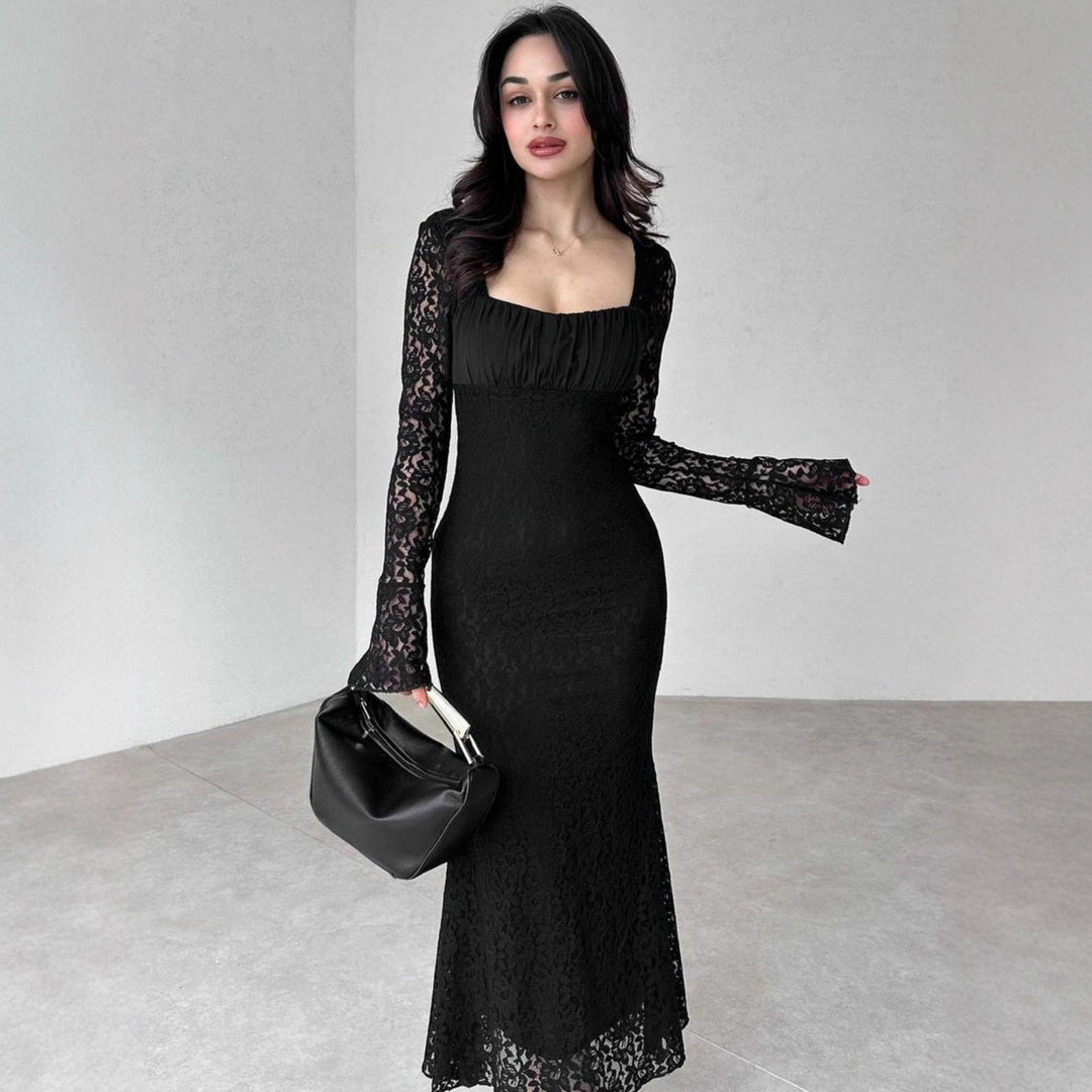 Damen elegantes Spitzenkleid mit langem Arm und figurbetontem Schnitt Echo Archiv