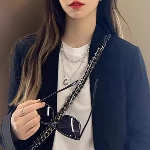 Damen Eleganter Kurzblazer mit subtiler Struktur Echoarchiv