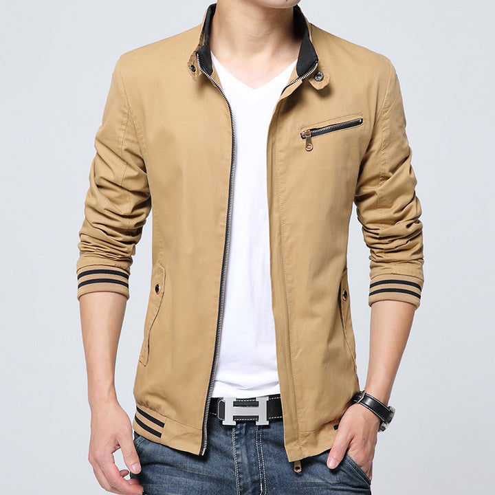 Herren sportliche Übergangsjacke mit Kinnschutz und praktischen Taschen Echoarchiv