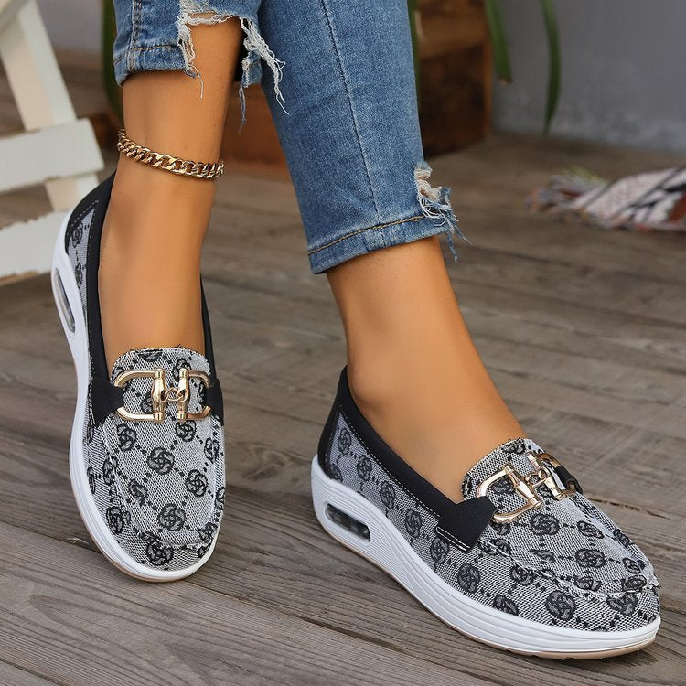 Damen Mokassin-Slipper mit luftgepolsterter Plateausohle und Zier-Bit Echo Archiv