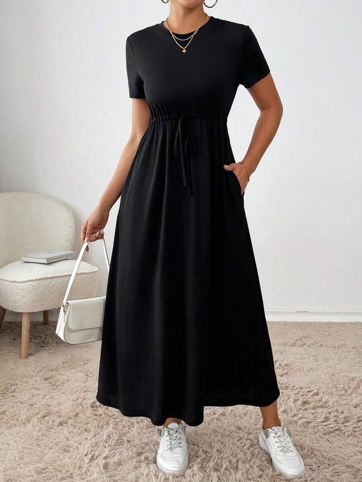 Damen lässiges Maxikleid mit elastischem Taillenbund und Rundhalsausschnitt Echo Archiv