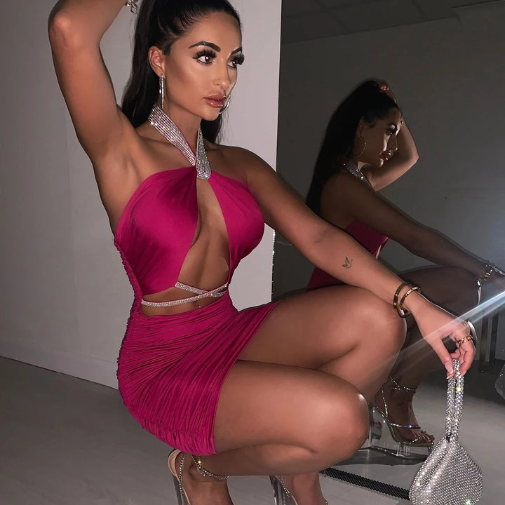 Damen figurbetontes Cocktailkleid mit glitzerndem Halterdesign Echo Archiv