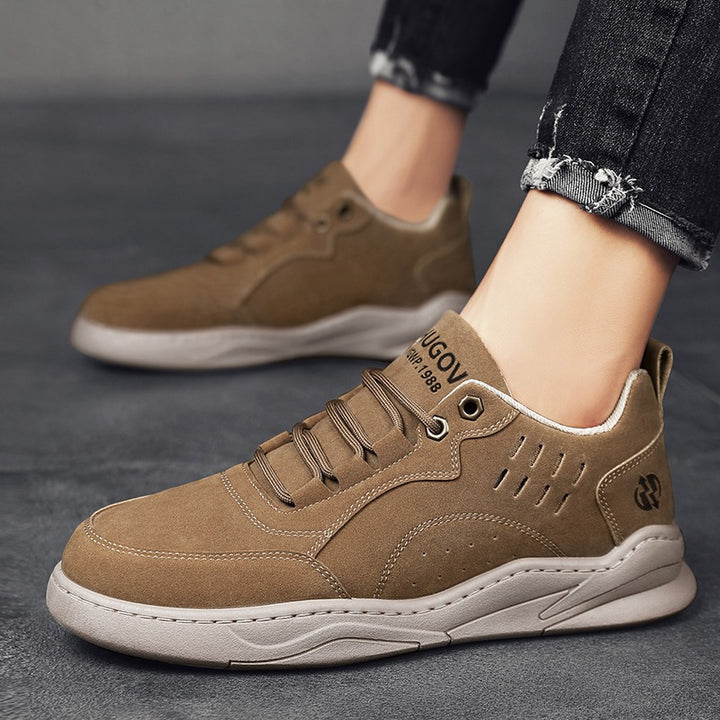 Herren Veloursleder-Freizeit-Sneaker mit gepolstertem Komfortfußbett und rutschfester Gummisohle Echoarchiv