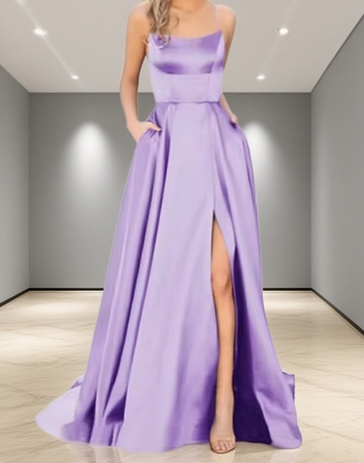 Damen Elegantes Abendkleid mit seitlichem Schlitz und schmalen Spaghetti-Trägern Echo Archiv