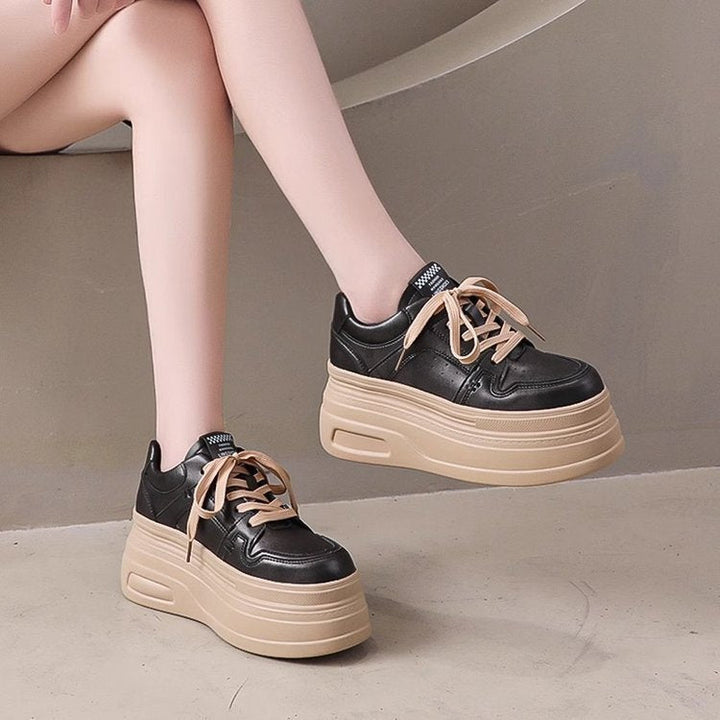 Damen Plateausneaker mit robustem Obermaterial und modischer Schnürung Echo Archiv