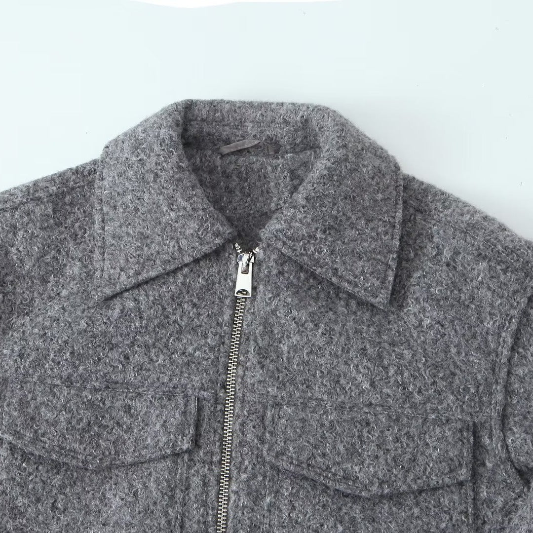 Damen kurzgeschnittene kastige Wollmix Jacke mit Reißverschluss Hemdkragen und aufgesetzten Pattentaschen – Célinea
