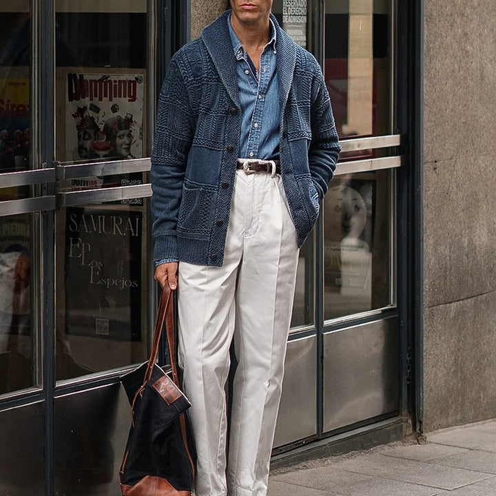 Herren Gestrickter Schalkragen-Cardigan mit Strukturstrick und aufgesetzten Taschen Echoarchiv