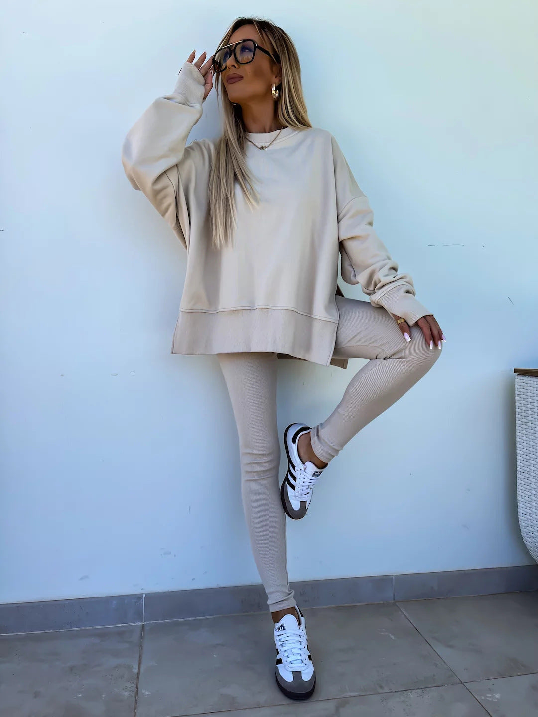 Damen nan Oversize Sweatshirt mit taillierten Rib-Leggings Set Echo Archiv