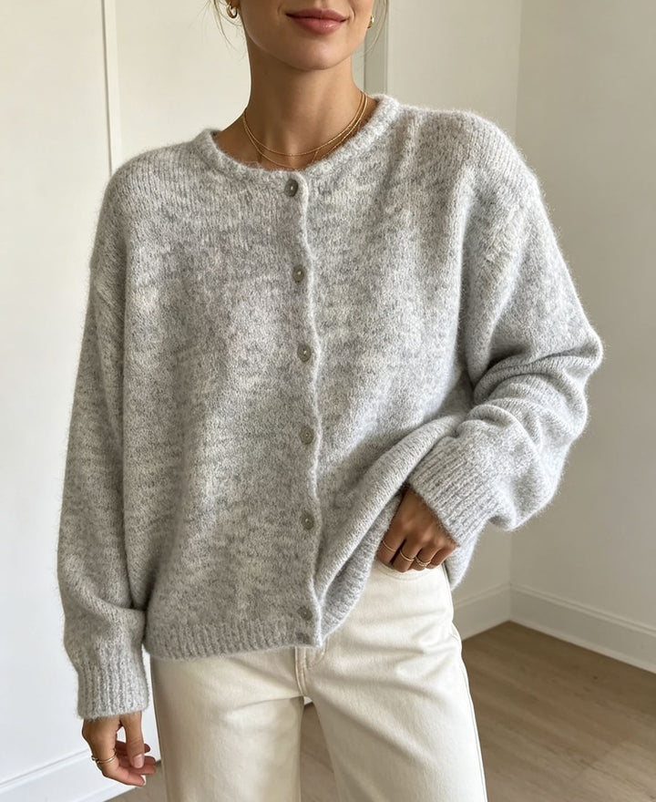 Damen Rundhals-Strickjacke mit weichem Flormix, Knopfverschluss und gerippten Bündchen – Célinea