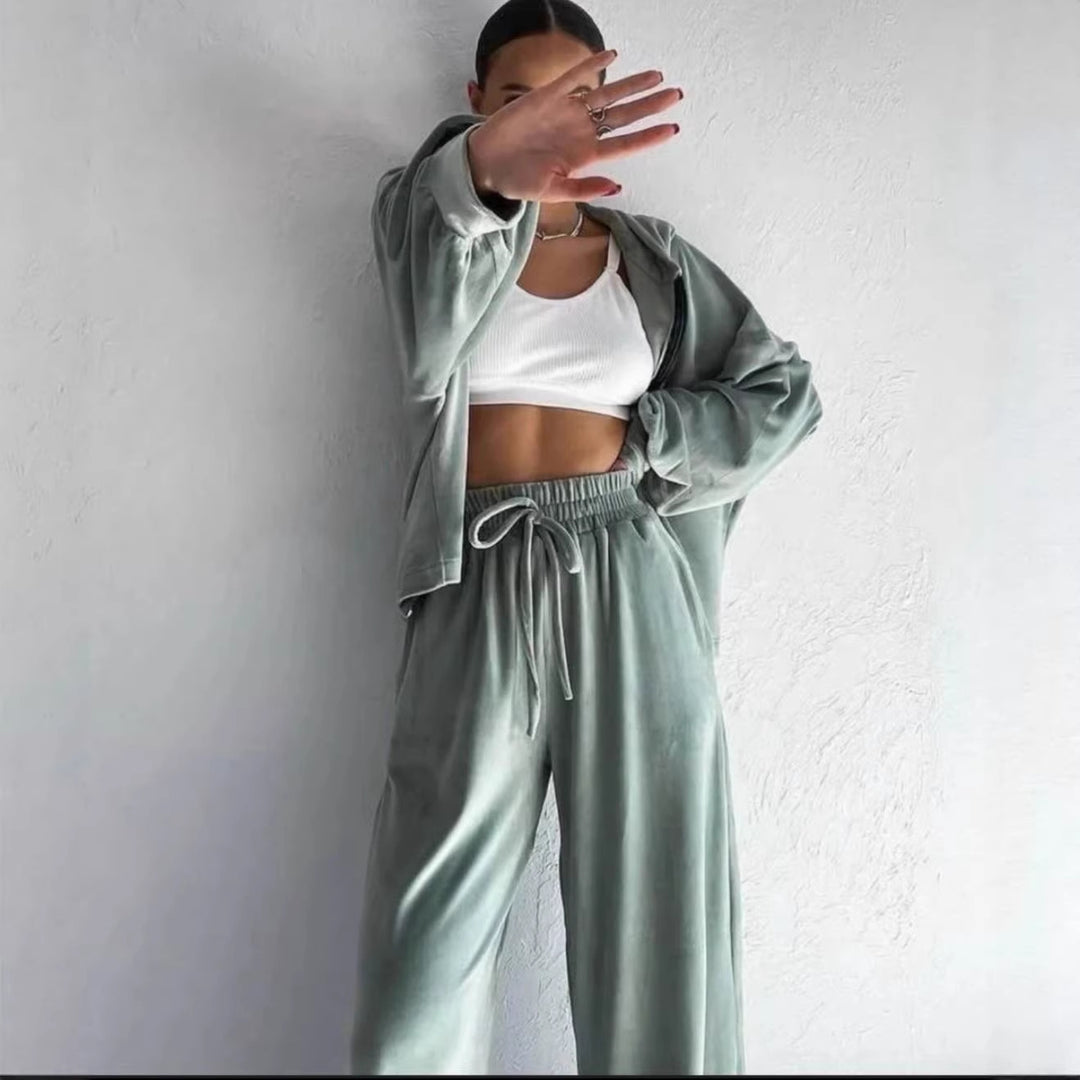 Damen luxuriöses Velours-Lounge-Set mit kurzem Reißverschluss-Hoodie und weitem High-Waist-Hose – Auréline