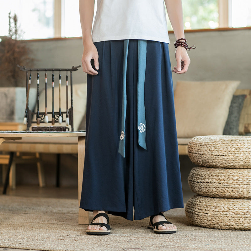 Herren Lässige und elegante Palazzo-Hose mit dekorativem Gürtel Echoarchiv