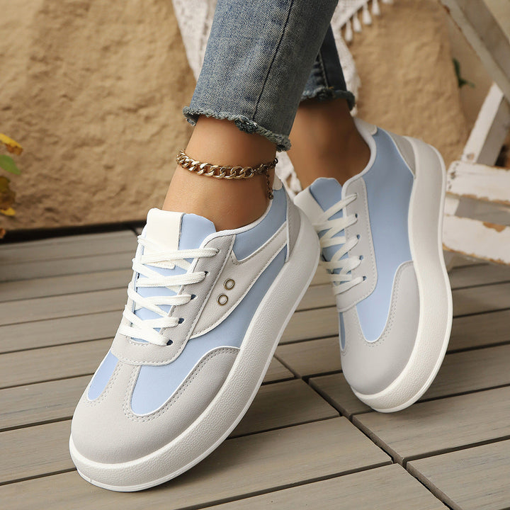 Damen Plattform Sneakers mit sportlichem Chic und gepolstertem Innenfutter Echo Archiv