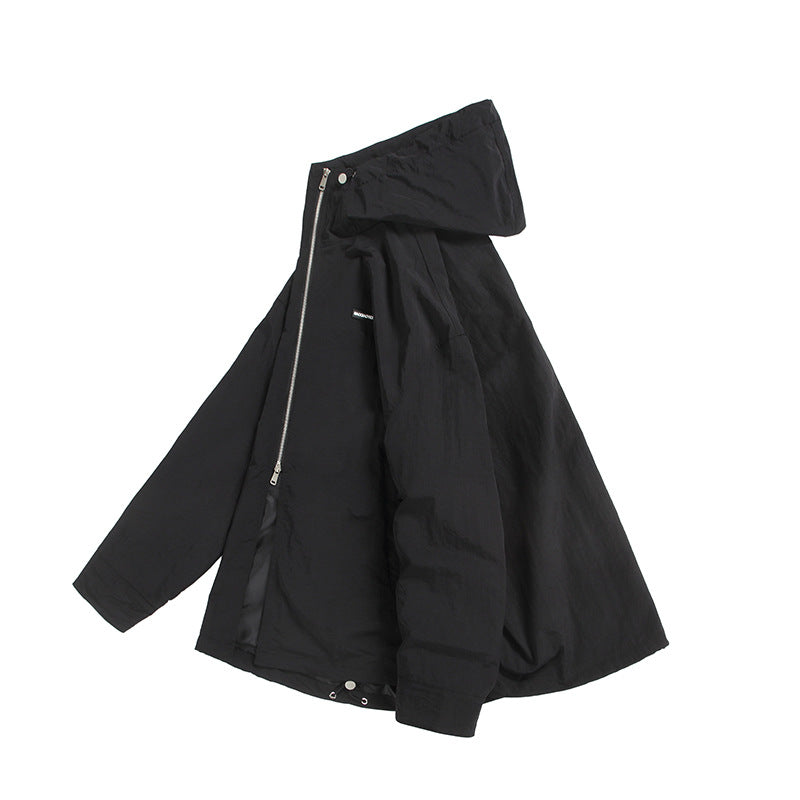 Unisex Ultraleichte Packbare Kapuzenjacke im Boxy-Relax-Schnitt mit Zwei-Wege-Metallreißverschluss Echoarchiv