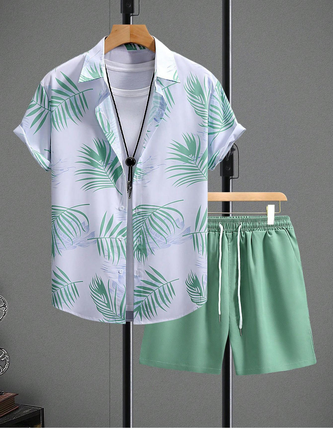Herren Kurzarmhemd und Shorts Set mit tropischem Muster Echoarchiv