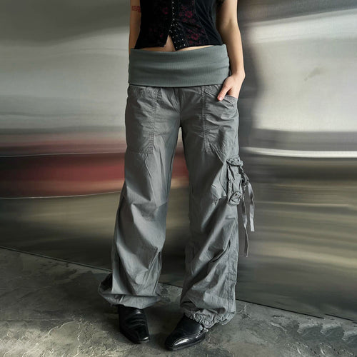 Damen Weite Cargo-Hose mit hohem Umschlagbund, Utility-Tasche und Kordelzug – Avélisse
