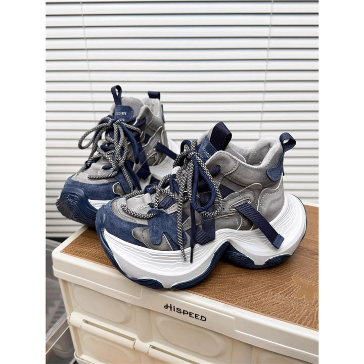 Damen Chunky Plateau-Sneaker mit mehrlagiger sculpted Sohle und Wildleder‑Mesh‑Details Echo Archiv