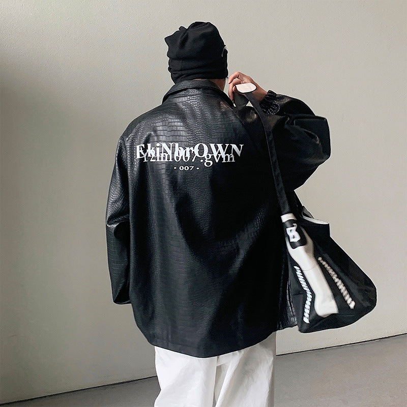 Herren Oversized Kunstlederjacke mit Krokodilprägung und Rückenlogo Echoarchiv
