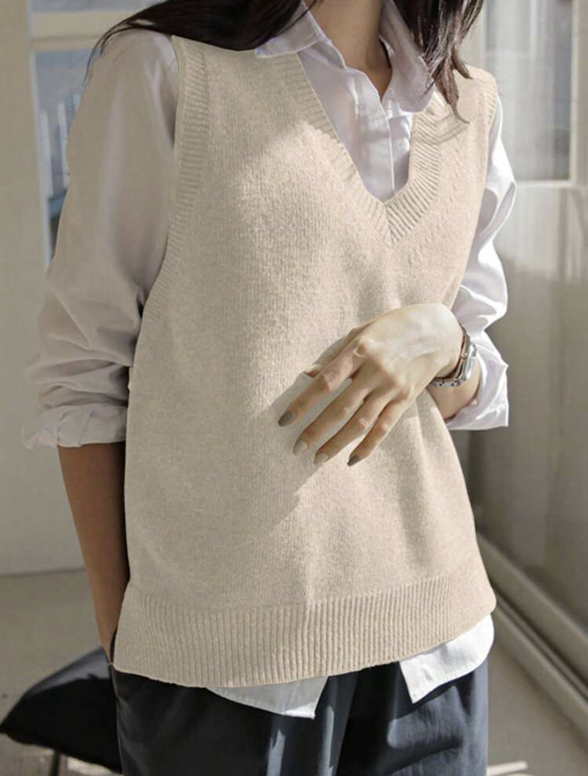 Damen Feinstrick-V-Ausschnitt Pullunder aus weichem Wollmix – Mavelle