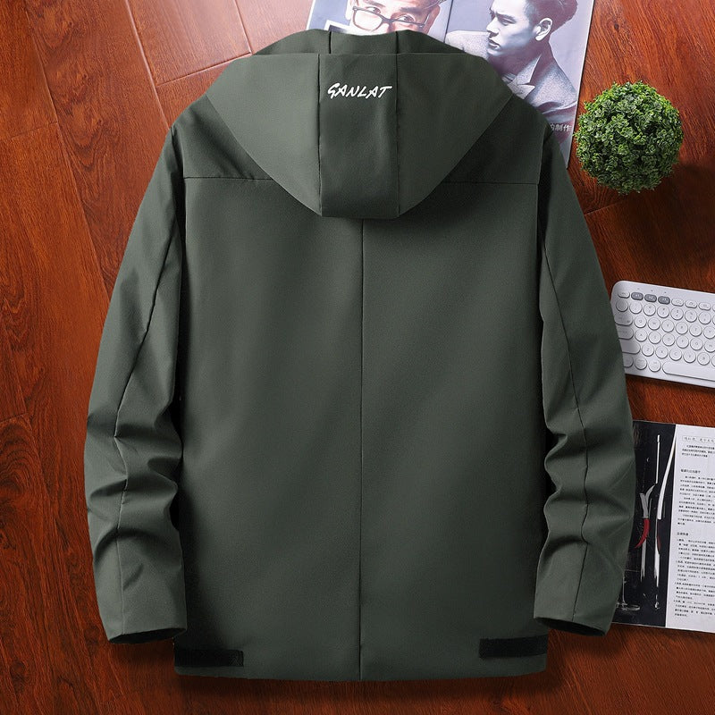 Herren modische Übergangsjacke mit verstellbarem Kapuzendesign und praktischen Reißverschlusstaschen Echoarchiv