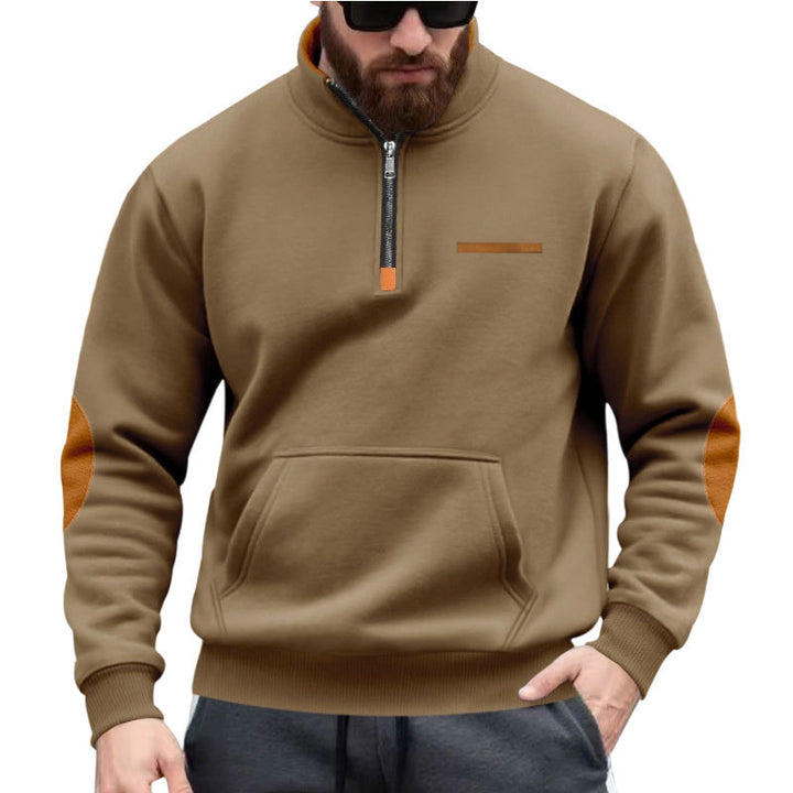 Herren Kapuzenpullover mit halbem Reißverschluss und farblichen Akzenten Echoarchiv