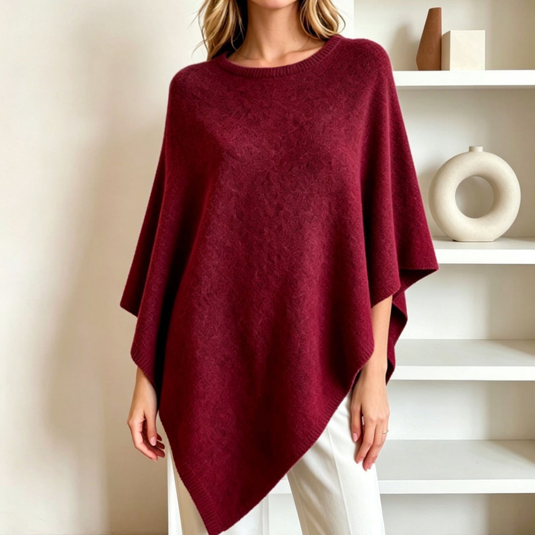 Damen Oversize Strickponcho mit weitem Rundhalsausschnitt – Célinea