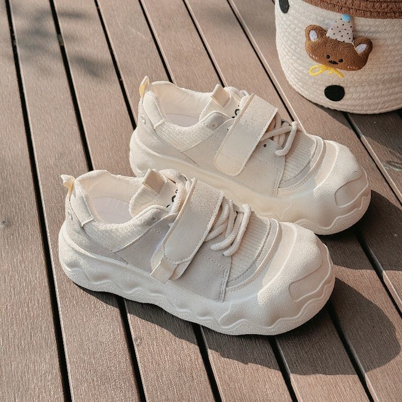 Damen Sneaker mit praktischen Klettverschlüssen und dämpfender Sohle Echo Archiv