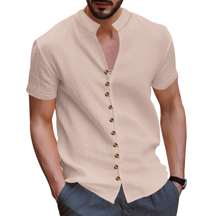 Herren Kurzarm-Henley-Hemd mit strukturiertem Stoff und eleganten Knopfdetails Echoarchiv