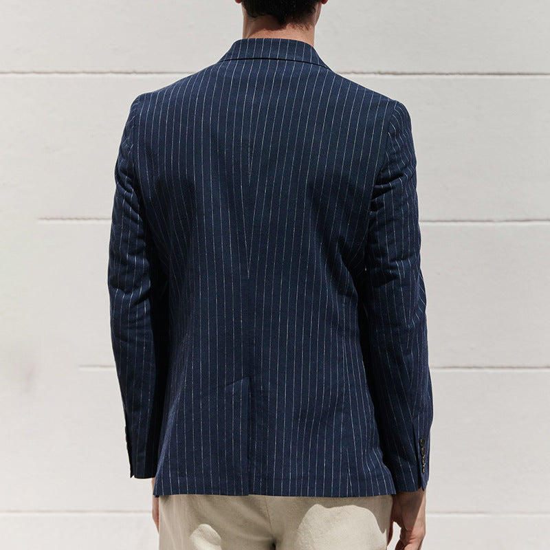 Herren Doppelreiher Blazer mit feinen Nadelstreifen Echoarchiv