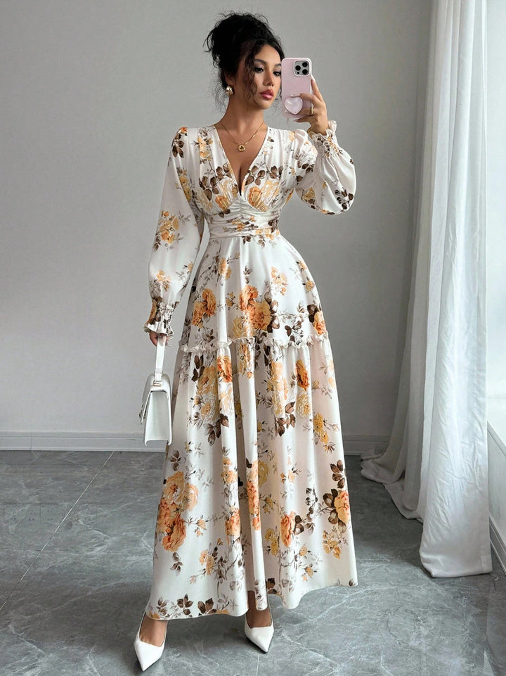 Damen Maxikleid mit floralen Details Echo Archiv