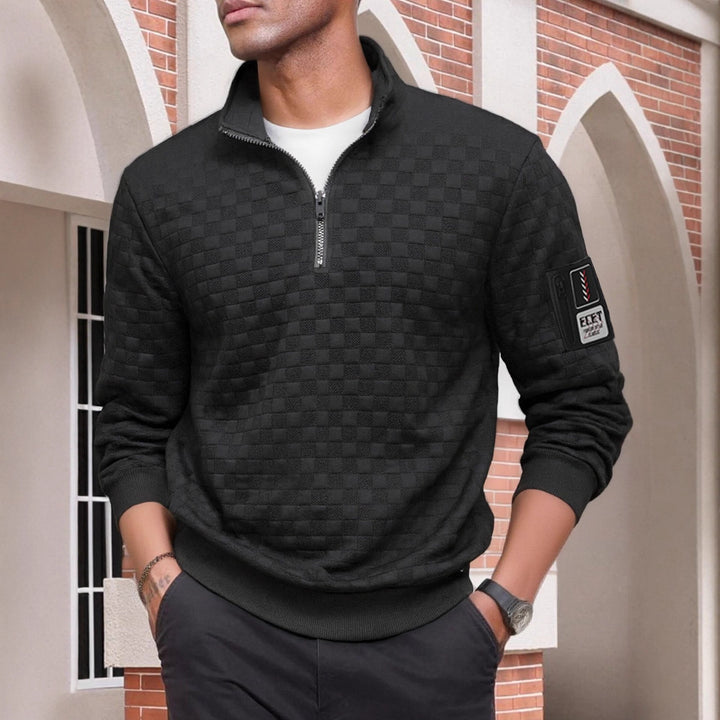 Herren strukturierter Stehkragen-Halbzip-Pullover mit Karosteppung, elastischen Bündchen und Ärmel-Patch – Norvane