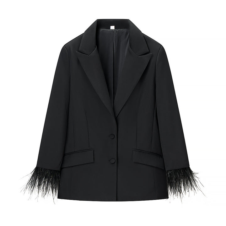 Damen Schicker taillierter Blazer-Hosenanzug mit Federbesatz an Manschetten Echo Archiv