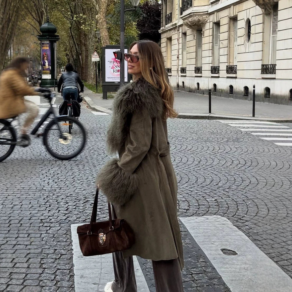 Damen Midilanger Bindemantel aus Veloursleder‑Optik mit Oversize-Fellkragen und voluminösen Fellmanschetten Echoarchiv