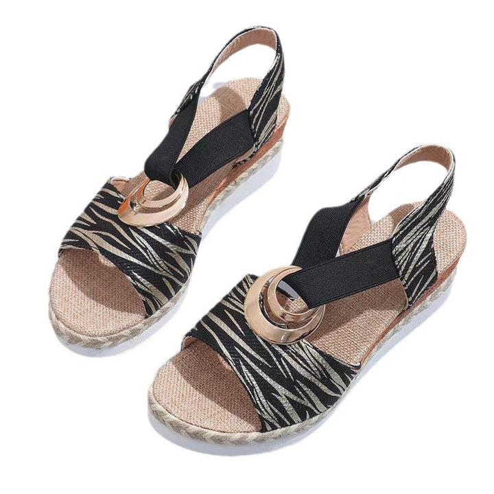Damen Keil-Sandalen mit Metallic-Optik, dekorativem Ring und Elastik-Fersenriemen Echo Archiv