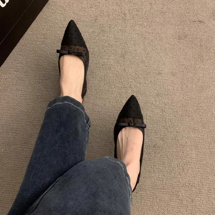 Damen Spitz zulaufende Slingback-Ballerinas mit gepunktetem Mesh und Zierschleife – Lioré