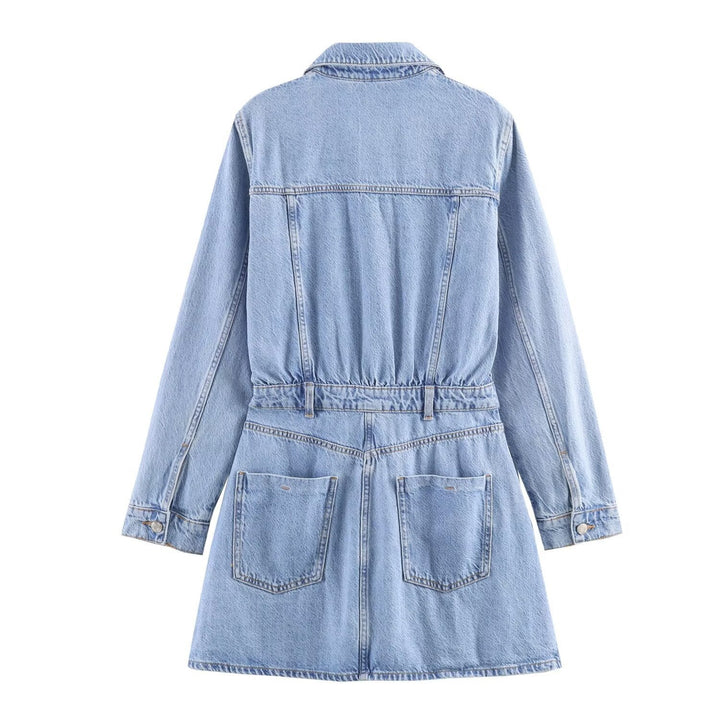 Damen Tailliertes Jeanskleid mit Bindegürtel, Hemdblusenkragen und Pattentaschen Echo Archiv