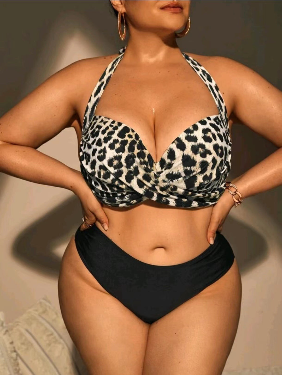 Damen Triangel-Bikini mit Wickeloptik und animalischem Muster Echo Archiv