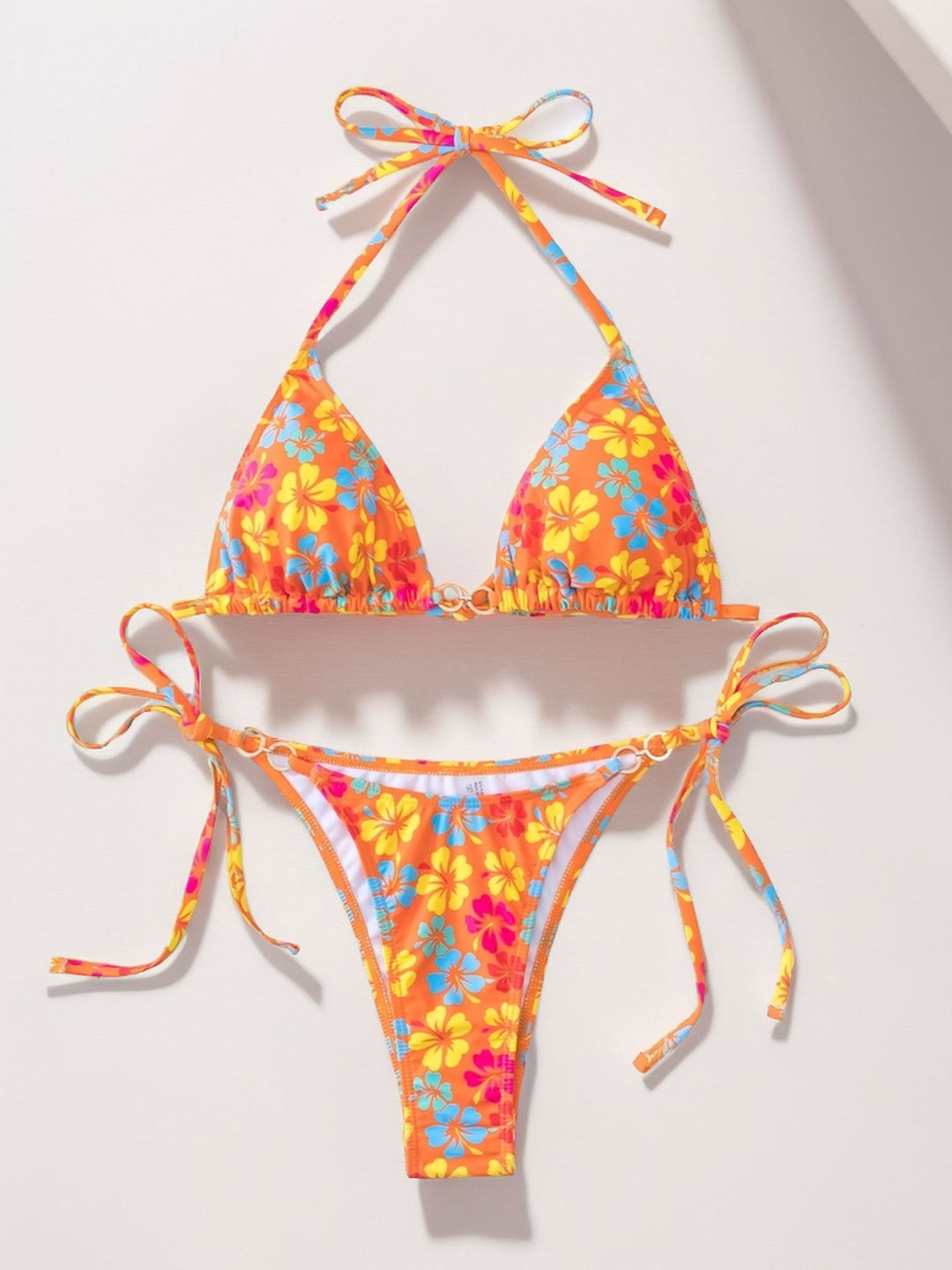Damen Triangel-Bikini mit raffinierten Bindebändern und farbenfrohem Blumenmuster Echo Archiv