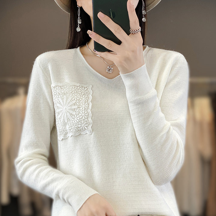 Damen Kaschmir‑Optik V‑Ausschnittpullover mit floraler Häkelapplikation Echoarchiv