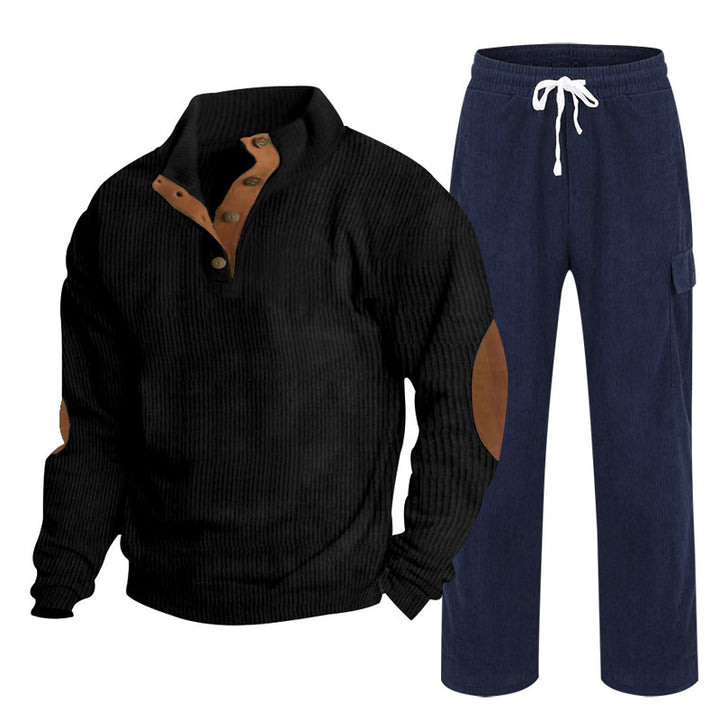 Herren nan Strick-Freizeitset mit Knopfleiste und Ellenbogenaufnähern sowie Cord-Cargohose Echo Archiv