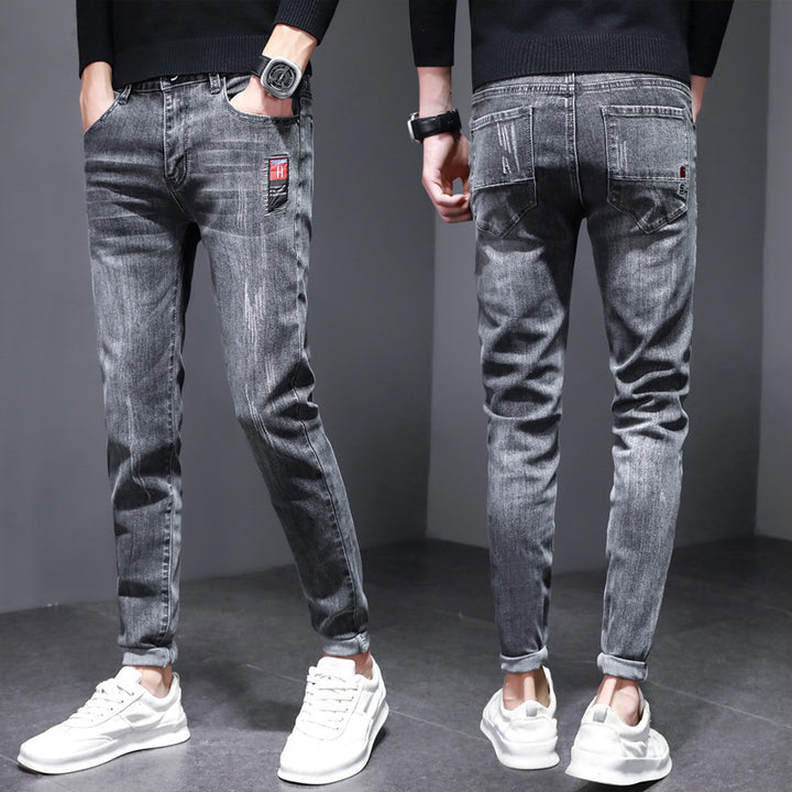 Herren Slim-Fit Jeans im modernen Waschdesign Echoarchiv