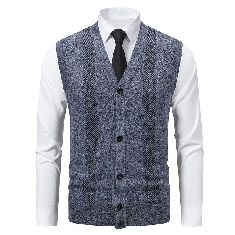 Herren Strickjacke mit klassischem V-Ausschnitt und feinem Zopfmuster Echoarchiv