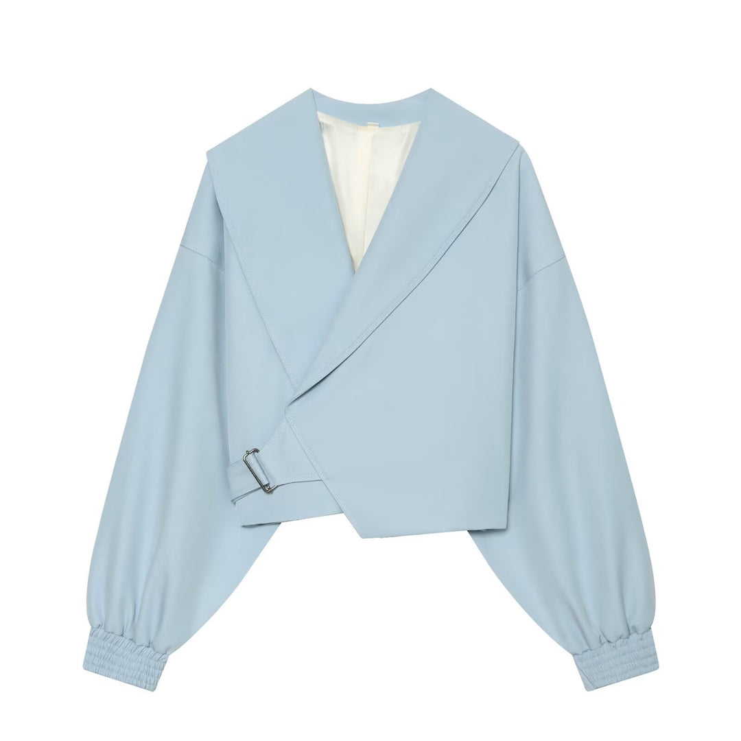 Damen Kurze Wickeljacke mit weitem Schalkragen, taillierendem Schnallenband und Ballonärmeln Echo Archiv