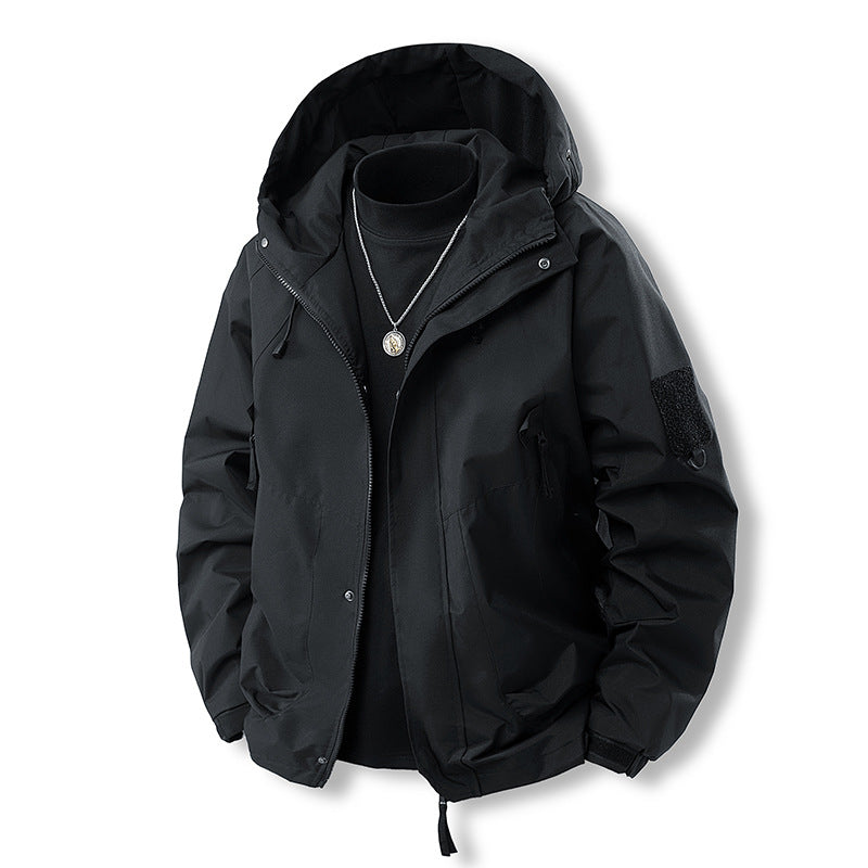 Herren Funktionale Kapuzen‑Übergangsjacke mit wasserabweisender Hülle, Utility‑Taschen & verstellbarem Saum Echoarchiv