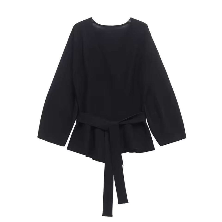 Damen Taillierte Bluse mit Wickelgürtel und Schößchen – Élovi