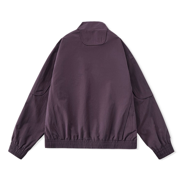 Damen Kurze Boxy‑Utility‑Jacke mit ergonomischen Teilungsnähten, hohem Stehkragen und Kordelzug Echoarchiv