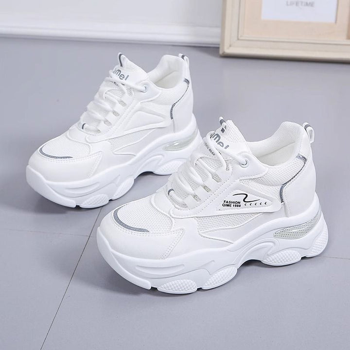 Damen Sportliche Chunky Sneakers mit atmungsaktiver Mesh-Oberfläche und gepolsterter Sohle Echo Archiv