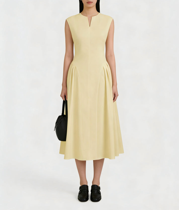 Damen elegantes Maxikleid mit voluminösen Falten und ärmellosem Design Echo Archiv